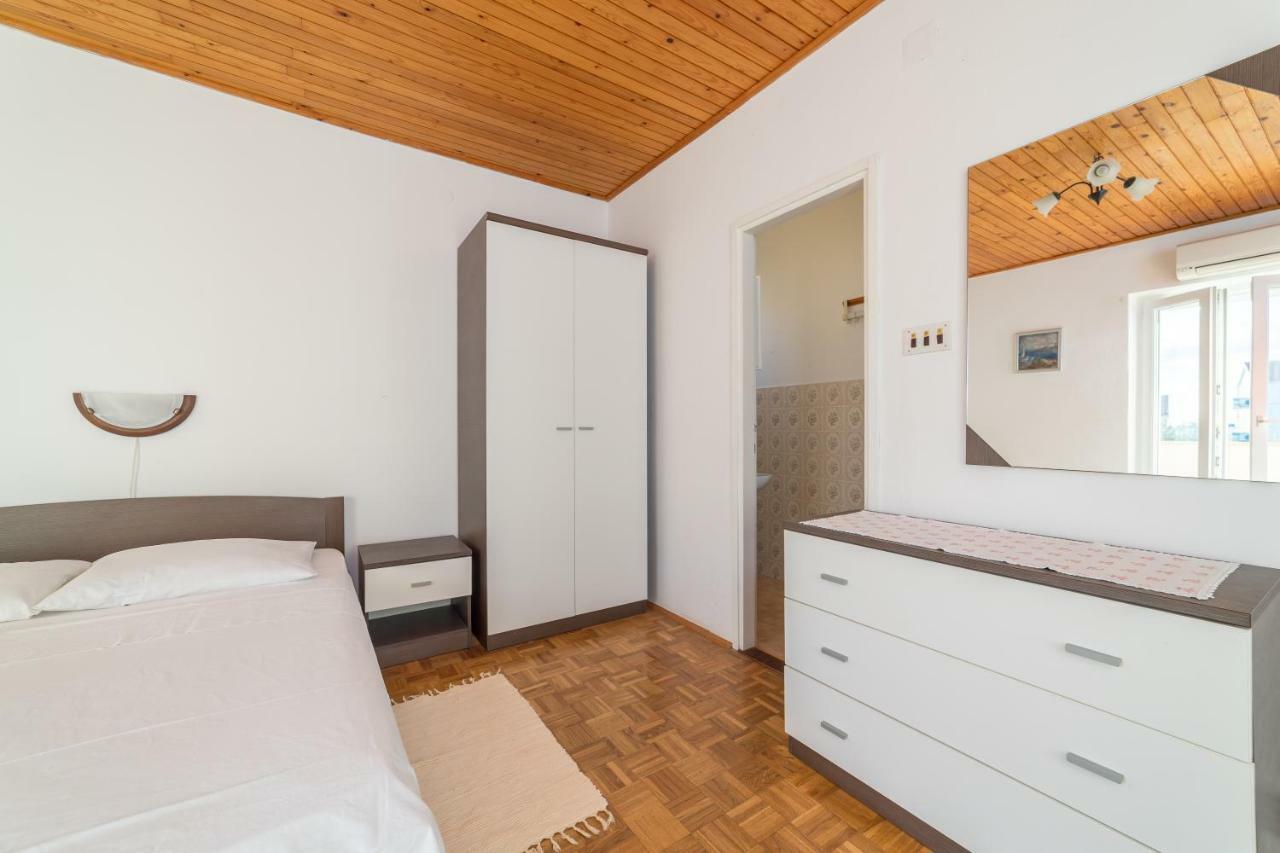 Apartments Jakovcev Betina  Exterior foto